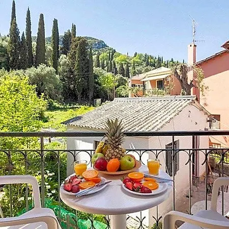 Bella Vista Hotel 3*